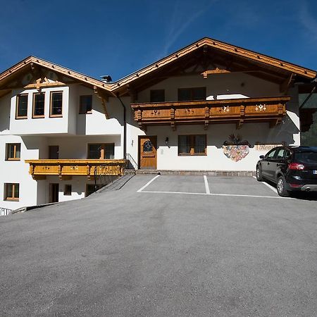 Appartementhaus Pinnisblick Neustift im Stubaital Εξωτερικό φωτογραφία