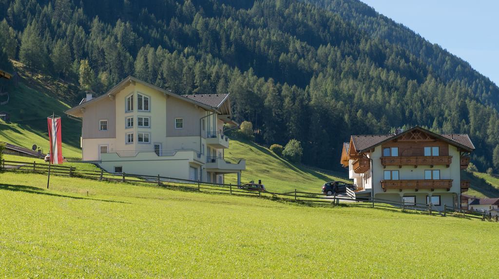 Appartementhaus Pinnisblick Neustift im Stubaital Εξωτερικό φωτογραφία