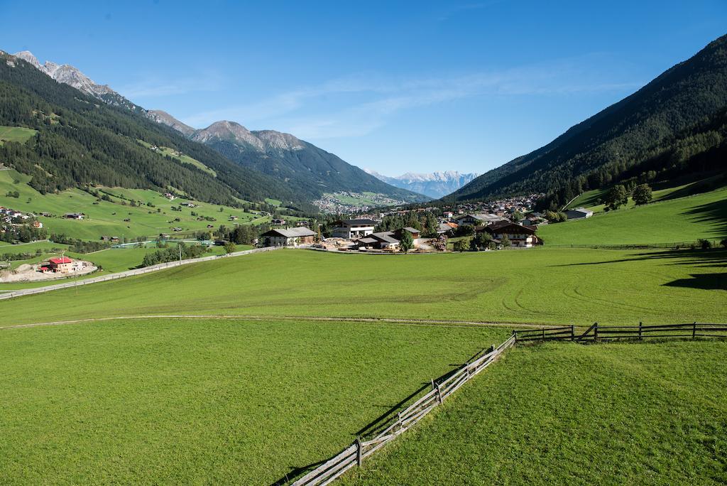 Appartementhaus Pinnisblick Neustift im Stubaital Δωμάτιο φωτογραφία